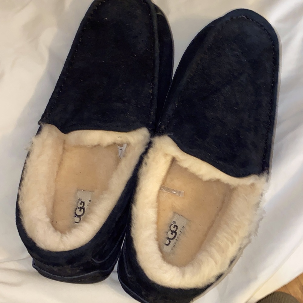 Mens UGG slippers NEW Size 9
